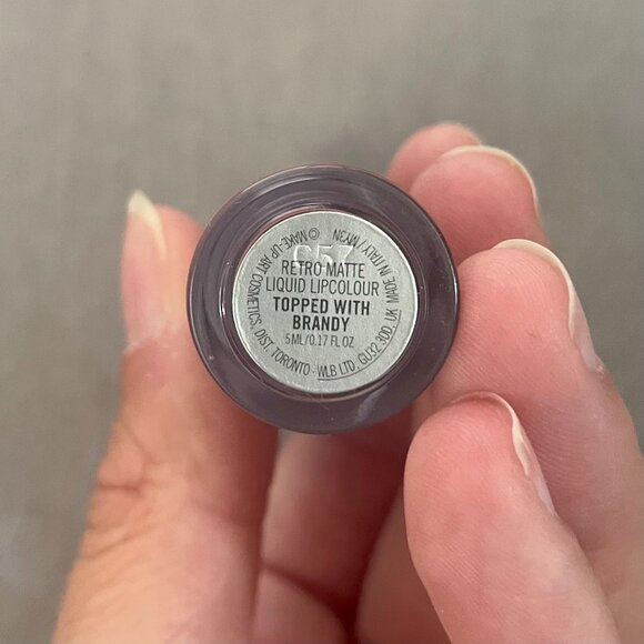 New MAC Cosmetics Retro Matte Liquid Lipcolour - Picture 5 of 5